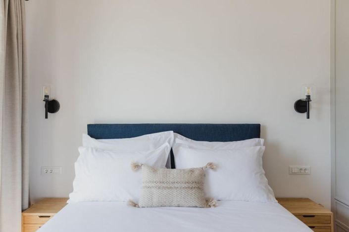 Image No.13-5 Bed Property for sale