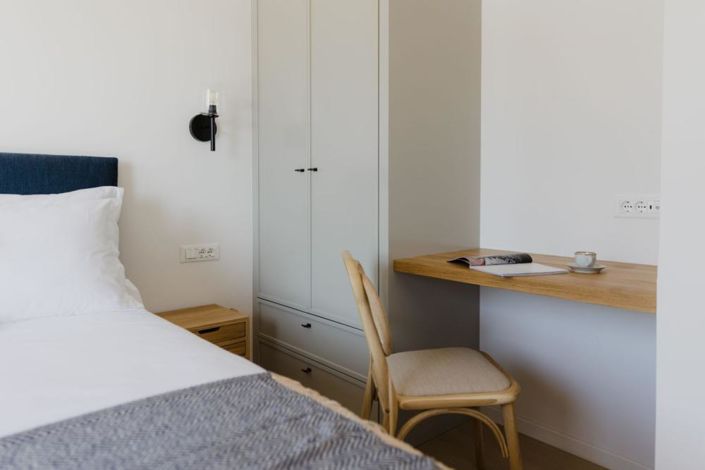 Image No.14-5 Bed Property for sale