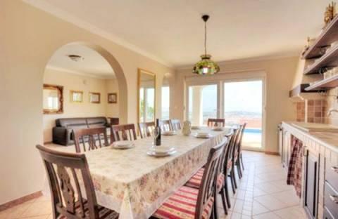 Image No.8-9 Bed Property for sale