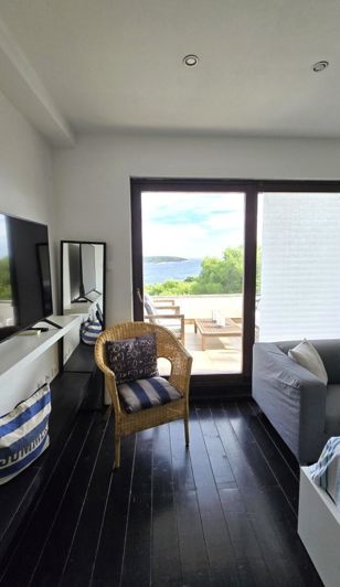 Image No.13-3 Bed Property for sale