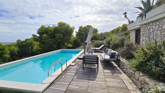 Image No.3-3 Bed Property for sale