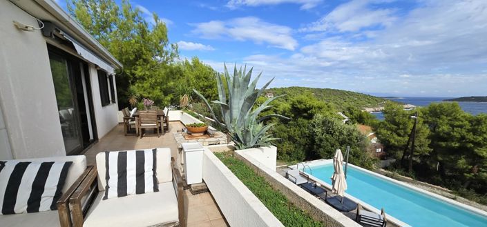 Image No.7-3 Bed Property for sale