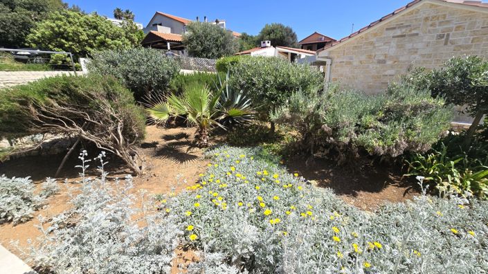 Image No.10-4 Bed Property for sale