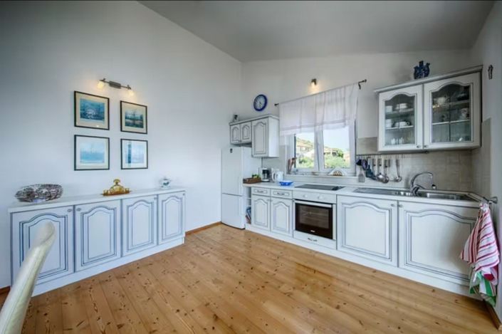 Image No.15-4 Bed Property for sale