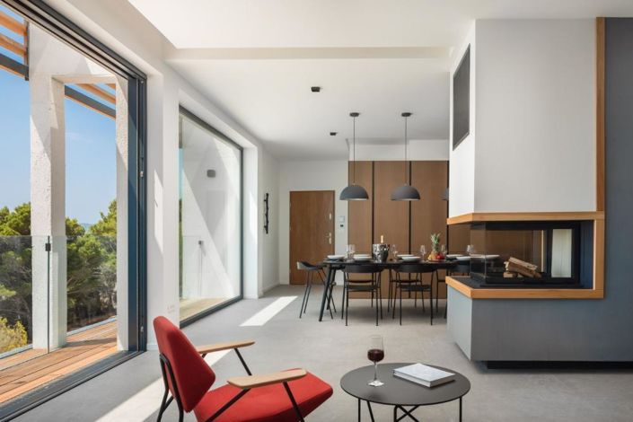 Image No.18-3 Bed Property for sale