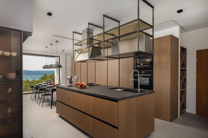 Image No.20-3 Bed Property for sale