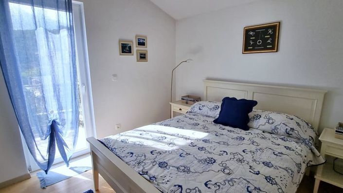 Image No.13-3 Bed Property for sale