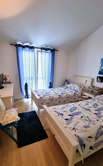 Image No.17-3 Bed Property for sale