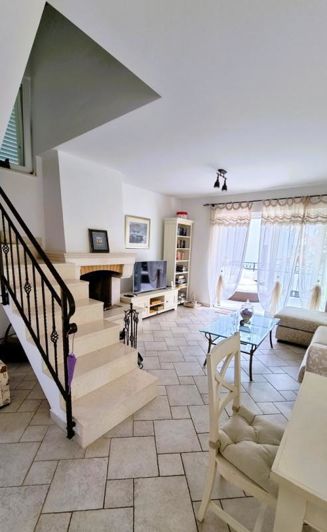 Image No.7-3 Bed Property for sale