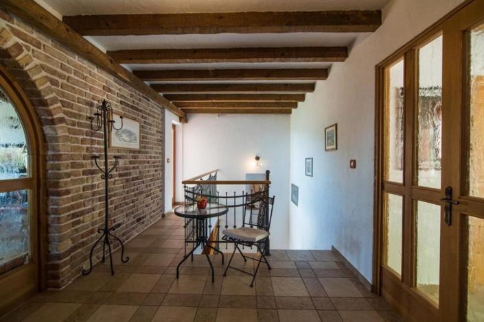 Image No.24-3 Bed Property for sale