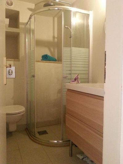 Image No.12-8 Bed Property for sale