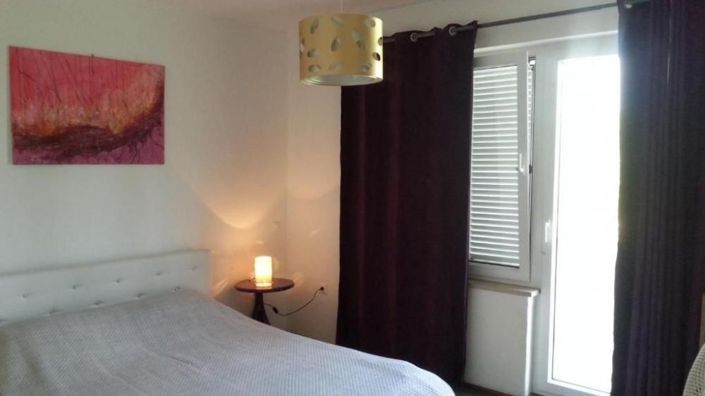 Image No.16-8 Bed Property for sale