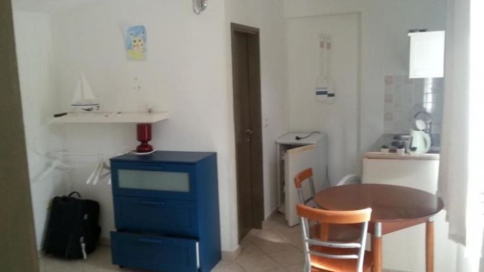 Image No.23-8 Bed Property for sale