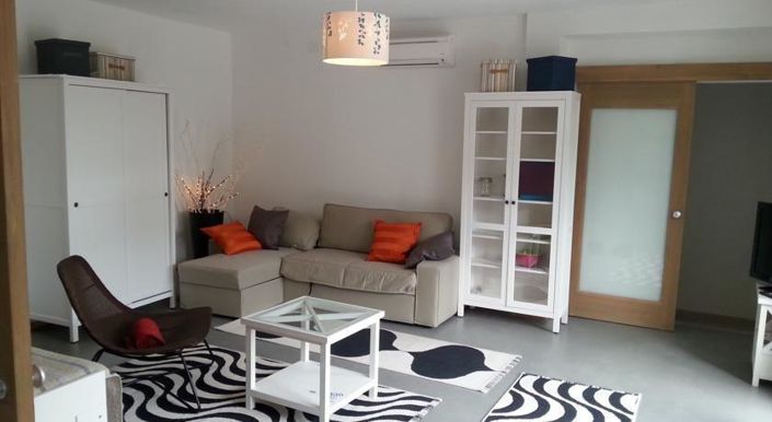 Image No.7-8 Bed Property for sale