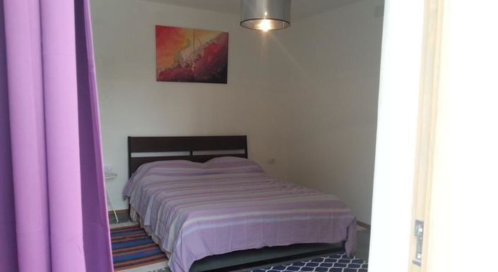 Image No.9-8 Bed Property for sale