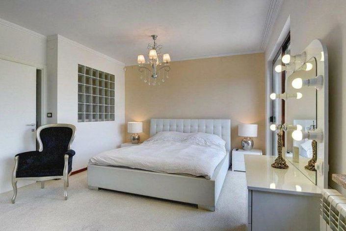 Image No.23-3 Bed Property for sale