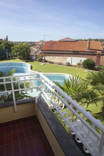 Image No.12-11 Bed Property for sale