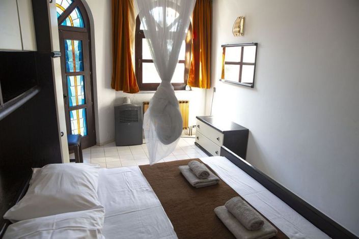 Image No.23-11 Bed Property for sale