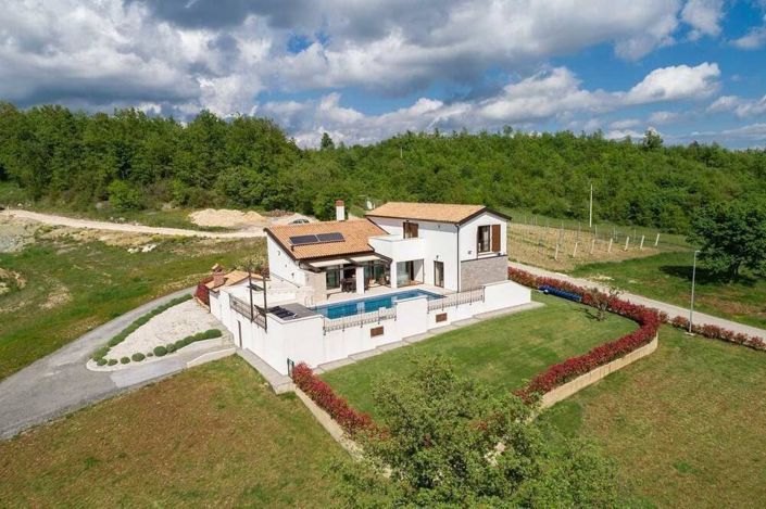 Image No.1-3 Bed Property for sale