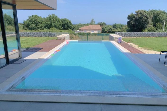 Image No.9-4 Bed Property for sale