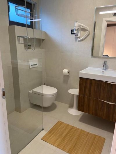 Image No.22-3 Bed Property for sale