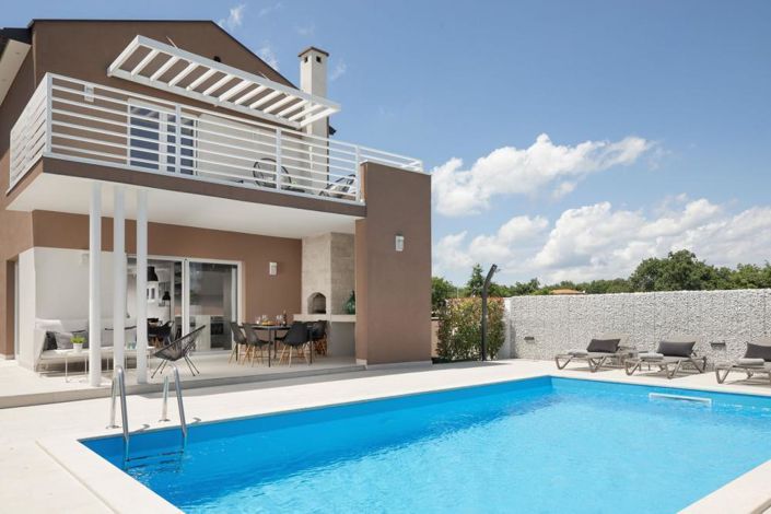 Image No.1-3 Bed Property for sale