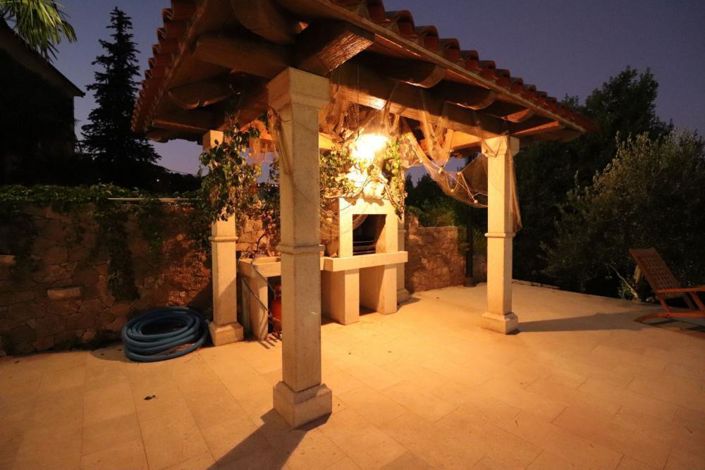 Image No.18-3 Bed Property for sale