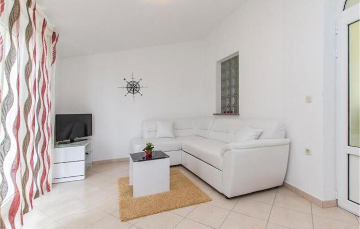 Image No.23-4 Bed Property for sale