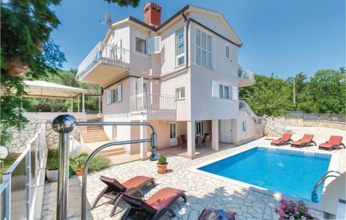 Image No.1-4 Bed Property for sale