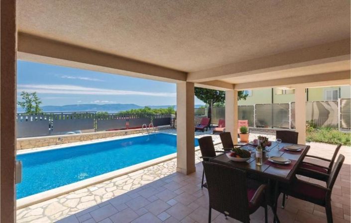 Image No.8-4 Bed Property for sale