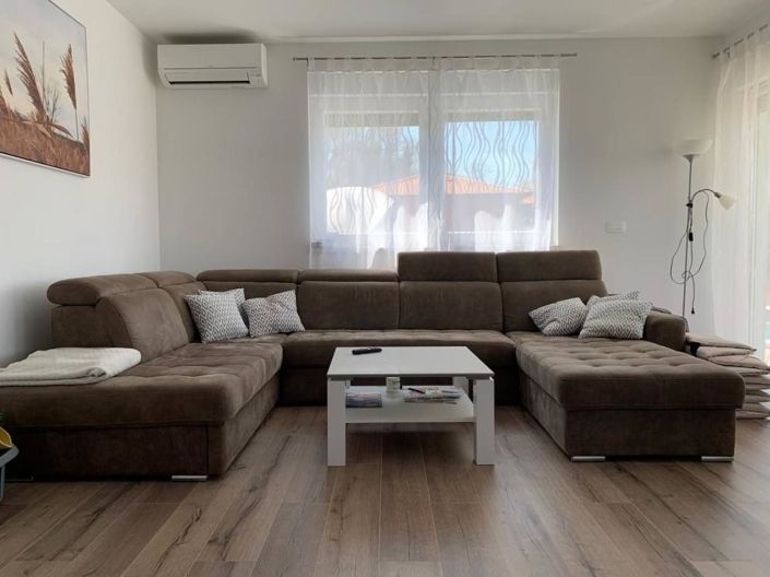 Image No.22-3 Bed Property for sale