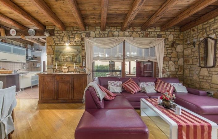 Image No.6-3 Bed Property for sale