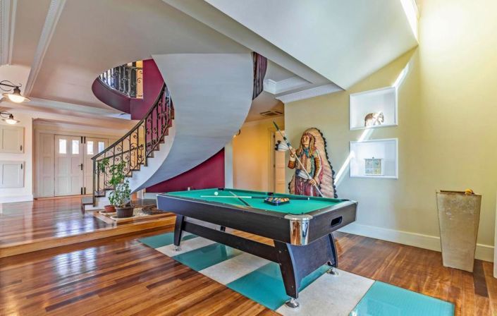 Image No.23-4 Bed Property for sale