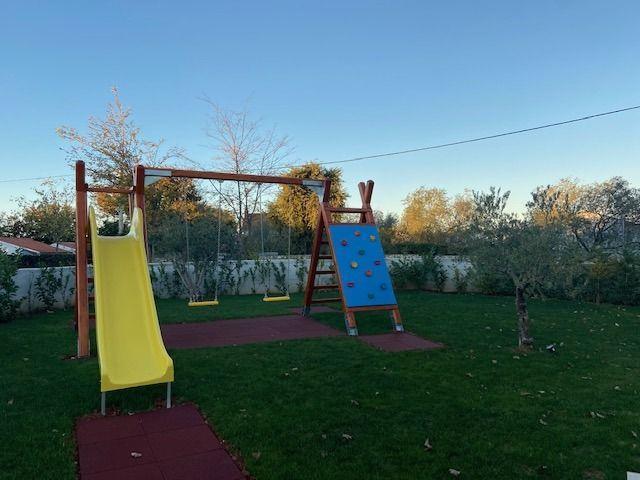 Image No.22-4 Bed Property for sale