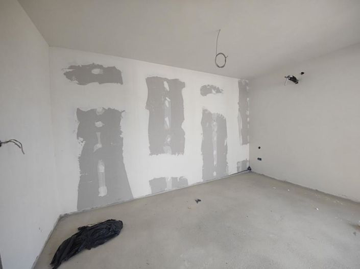 Image No.5-6 Bed Property for sale