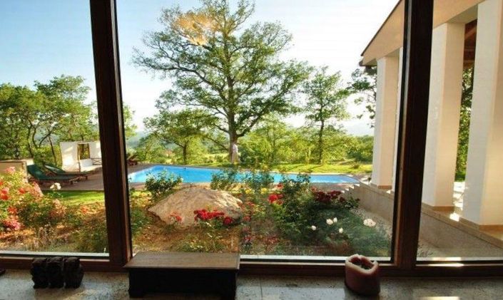 Image No.11-4 Bed Property for sale