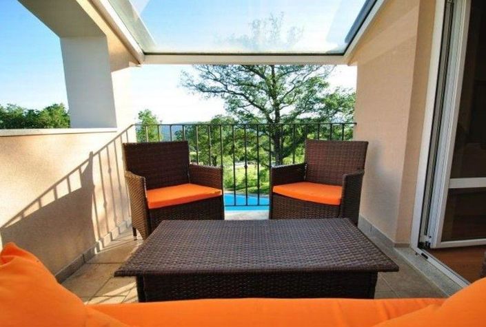 Image No.22-4 Bed Property for sale