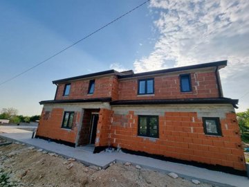 1 - Porec, Property