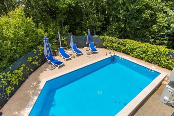 Image No.4-6 Bed Property for sale