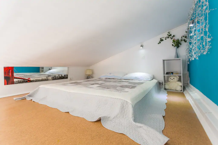 Image No.17-5 Bed Property for sale