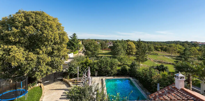 Image No.23-5 Bed Property for sale