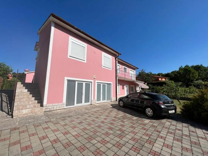 Image No.5-6 Bed Property for sale