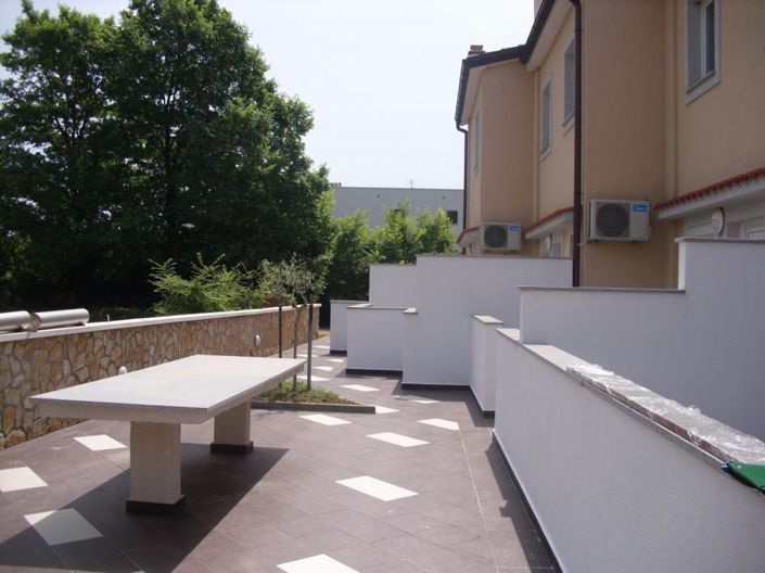 Image No.11-10 Bed Property for sale