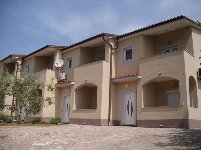 Image No.2-10 Bed Property for sale