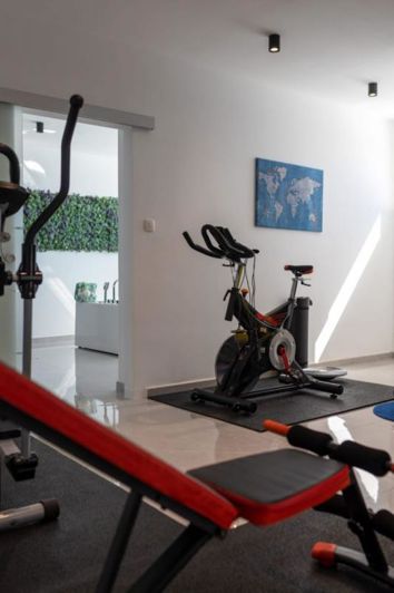 Image No.6-3 Bed Property for sale