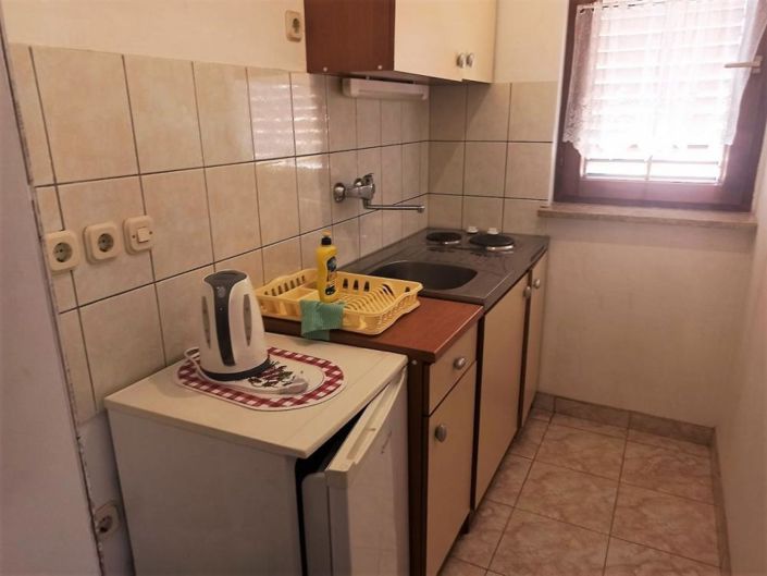 Image No.21-10 Bed Property for sale