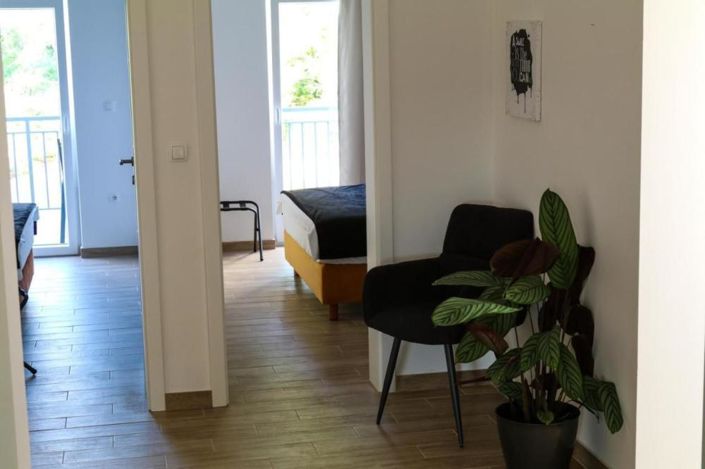 Image No.20-5 Bed Property for sale