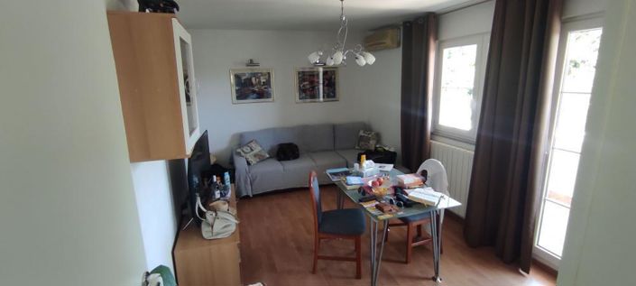 Image No.16-6 Bed Property for sale