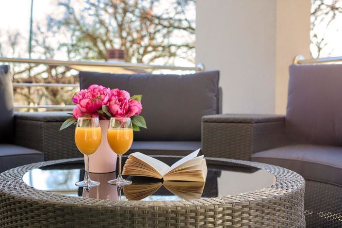 Image No.5-7 Bed Property for sale