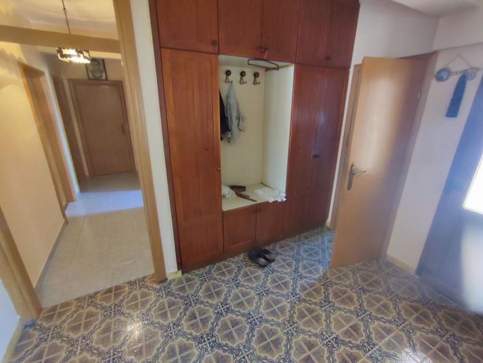 Image No.20-12 Bed Property for sale